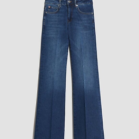 Max&Co Denim - Max&Co Mid Rise Bootcut Jeans - Color Midnight Blue - Size 28